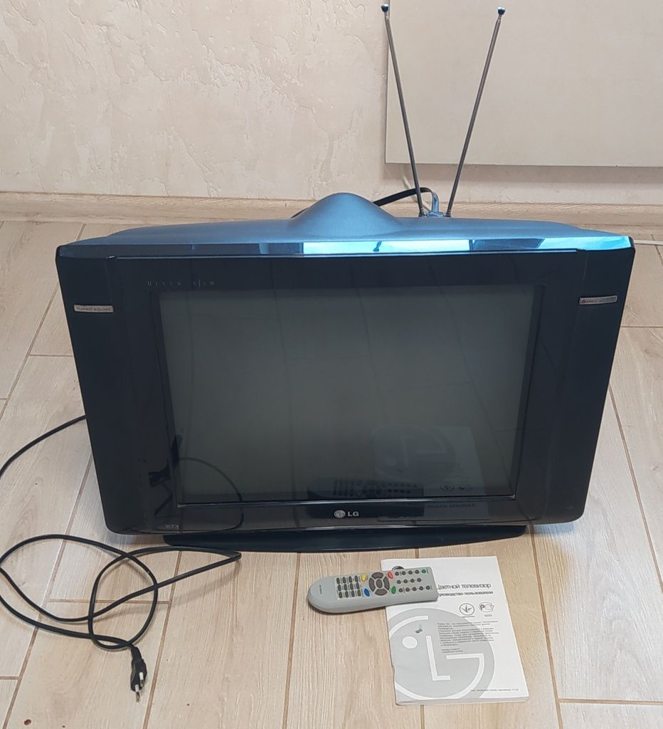 Телевизор lg 21fu3rlx 
Характеристики:
Тип ЭЛТ-тел
