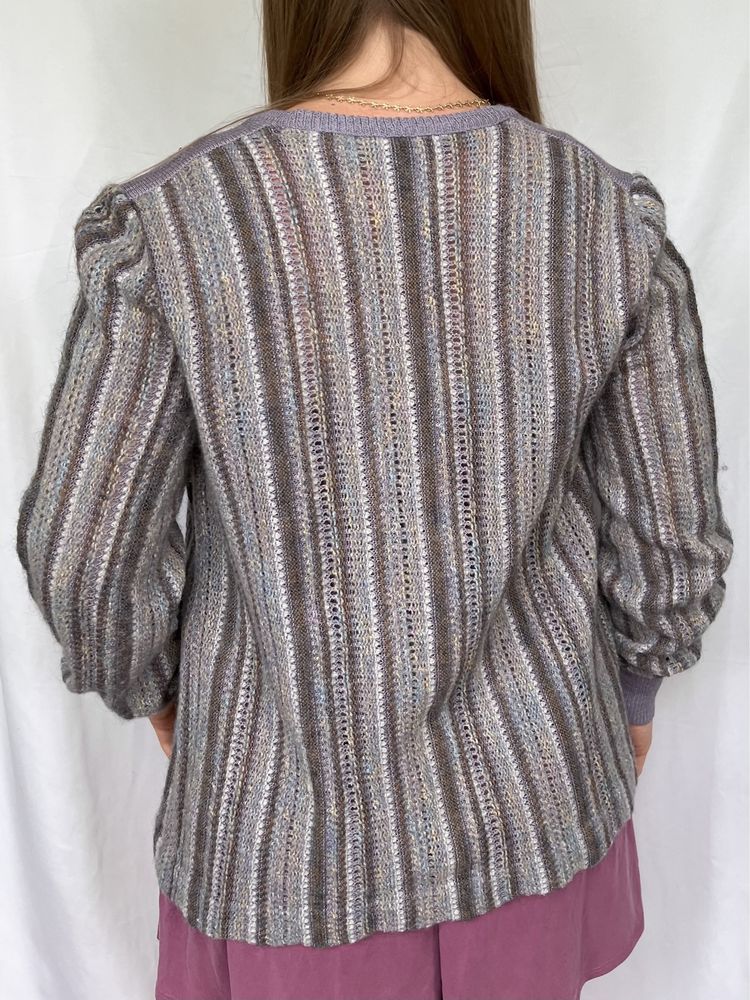 Sweterek vintage z fioletowymi wstawkami 42