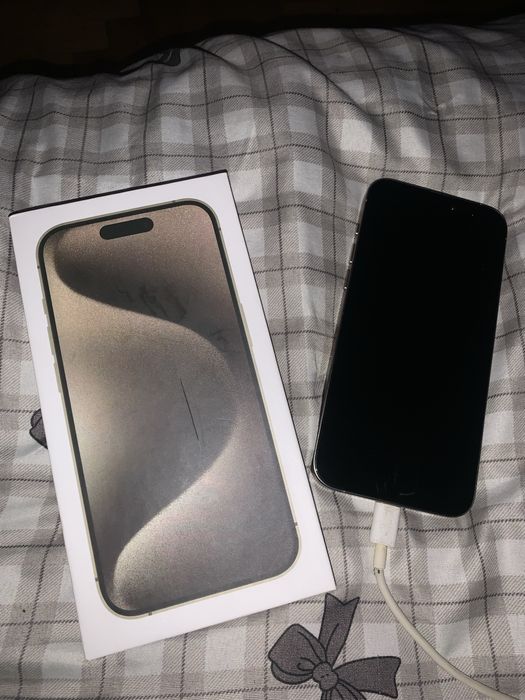 iPhone 15 pro max 512gb