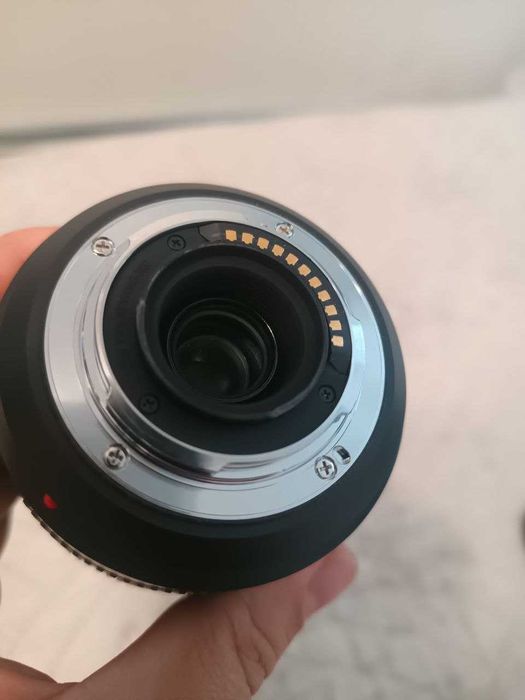 Panasonic 45-200mm f/4-5.6 в гарному стані зі США