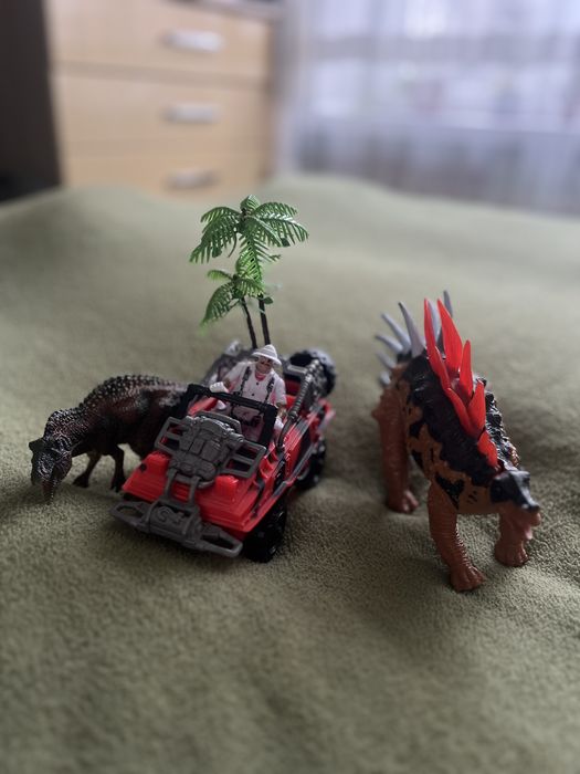 Набір парк юрського періоду динозаври
