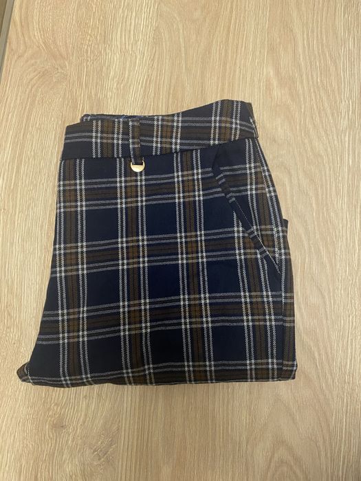 Spodnie w kratke BB