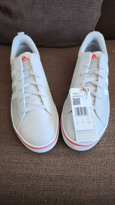 Ténis / sapatilhas Adidas vs Pace 2.0 novos com etiqueta 43 1/2