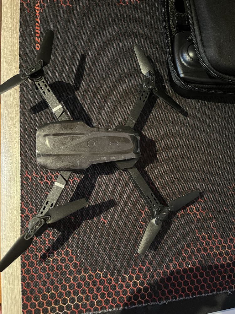 Dron E99 Pro (2 kamerki)