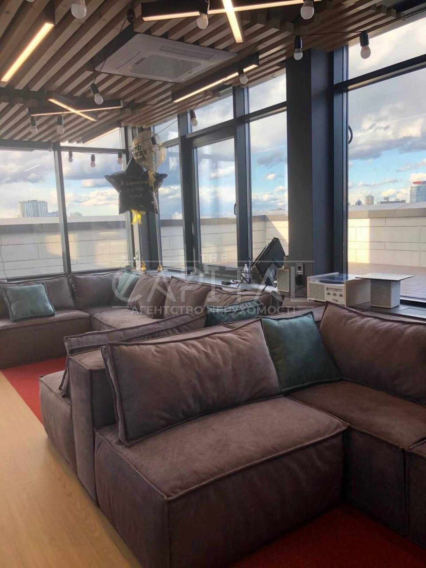 Панорамний офіс в ЖК "New York", 227 м2, тераса, меблі