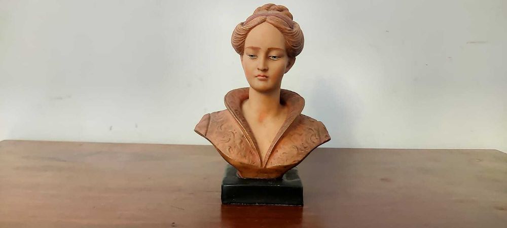 Busto decorativo “Dama antiga”