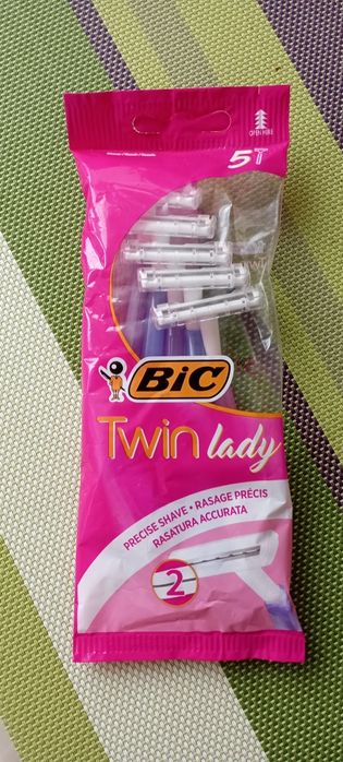 Одноразові станки BIC для дівчат