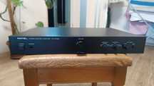 Топовый предварительный усилитель  Rotel RB-870BX