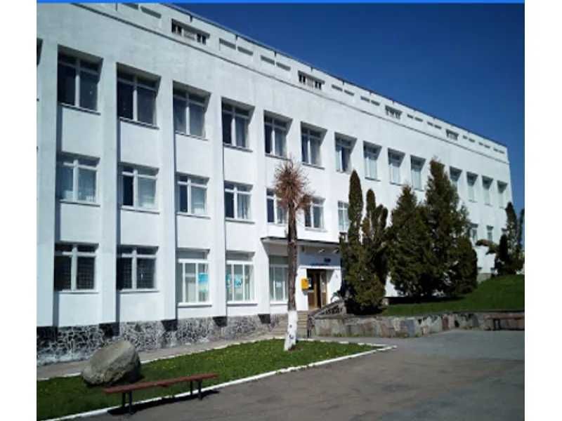 Оренда 126,50 кв.м, м. Чуднів вул. Героїв Майдану 93