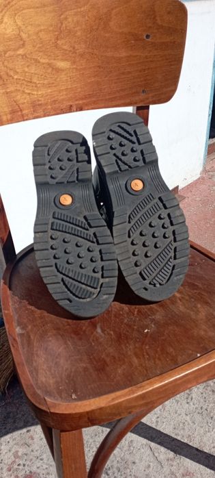 Мужские кожаные ботинки