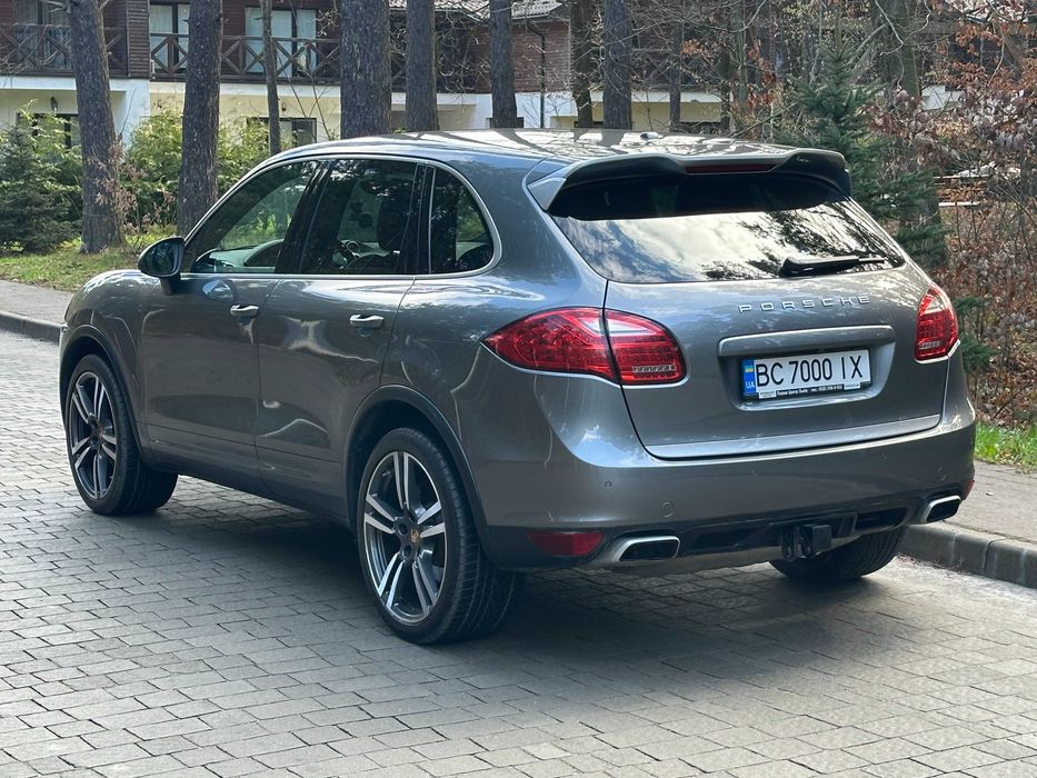 Porsche Cayenne 3.0TDI Platinum