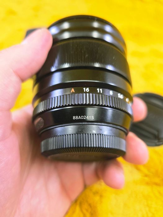 Об'єктив Fujifilm Fujinon XF 16мм f1.4 R WR -- світлосильний ширік --