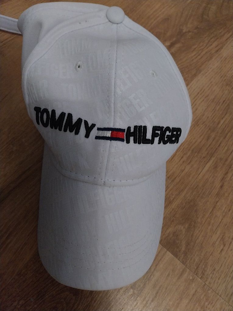 Czapka z daszkiem Tommy  Hilfiger.