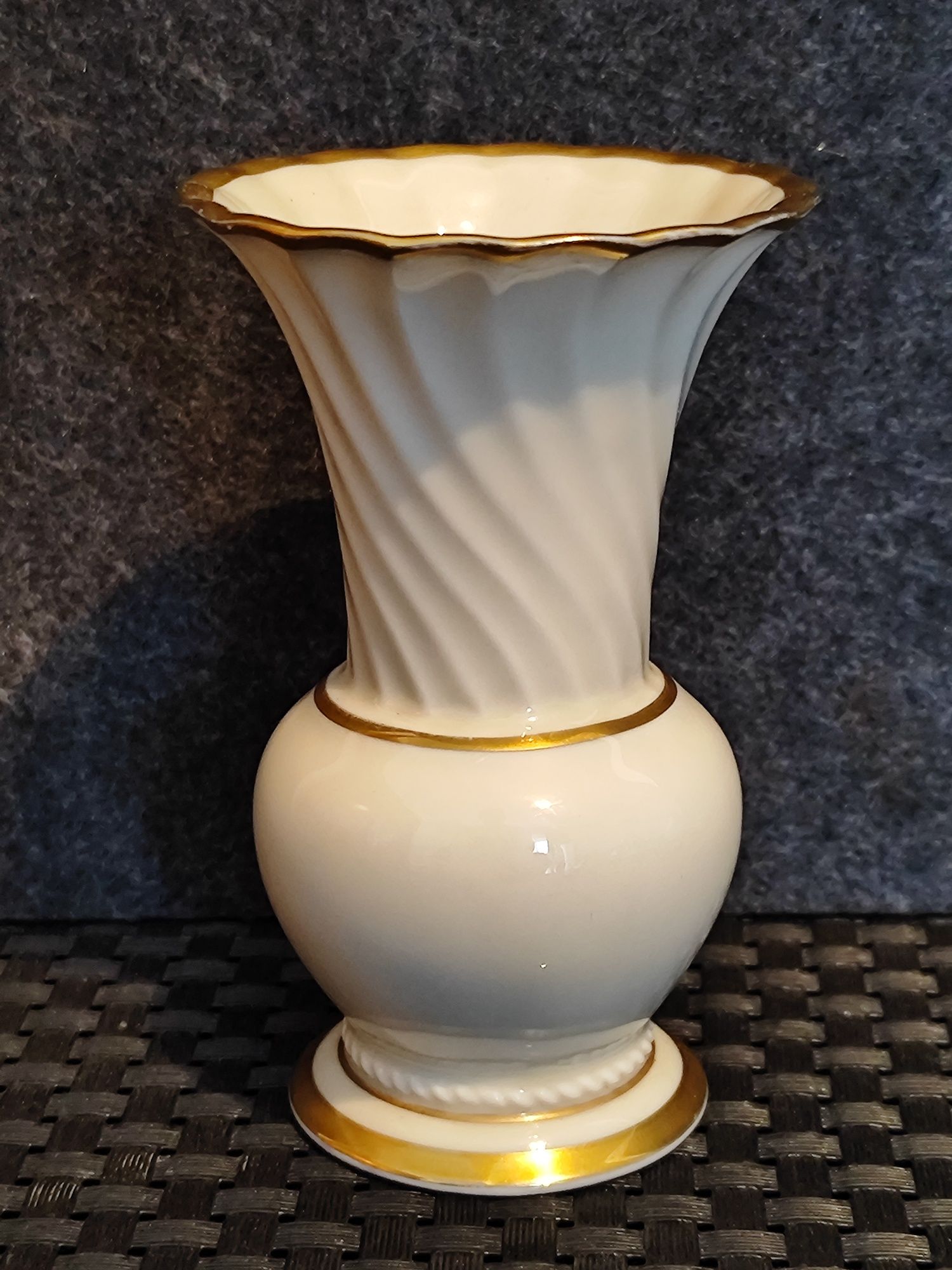 Porcelana Rosenthal Wazon Selb Złocenia  1938r.