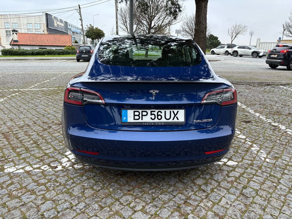 Tesla Model 3 Performance