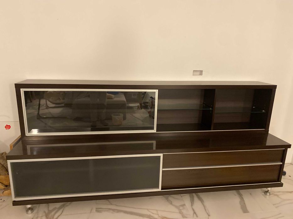 Szafki pod telewizor + gablota wisząca długość 240 cm dobry stan
