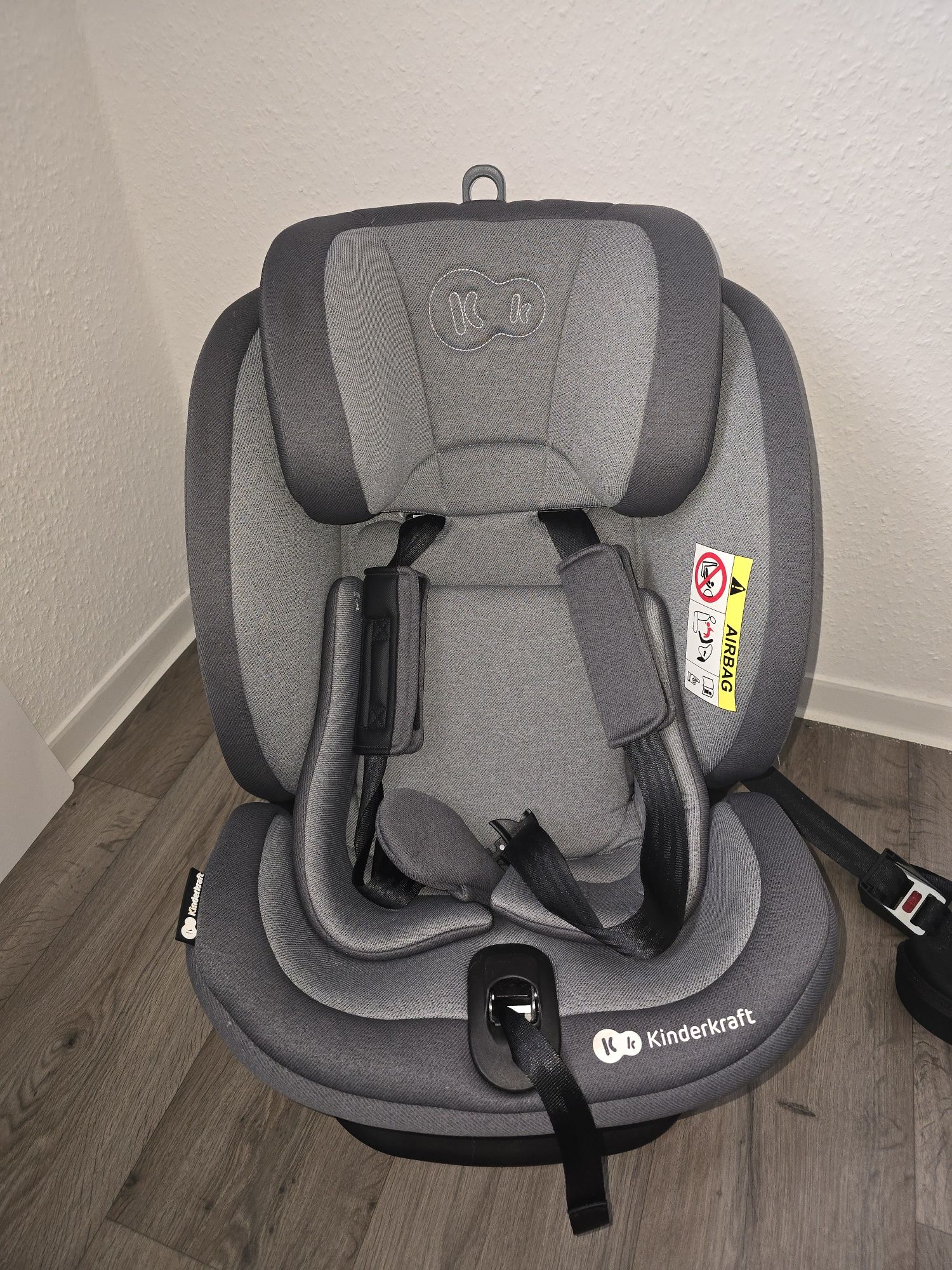 Fotelik samochodowy Kinderkraft isofix