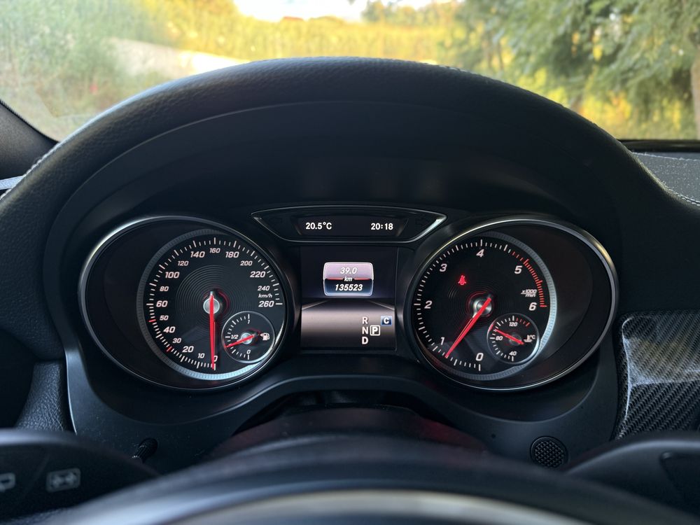 Mercedes-Benz CLA 200 AMG Nacional