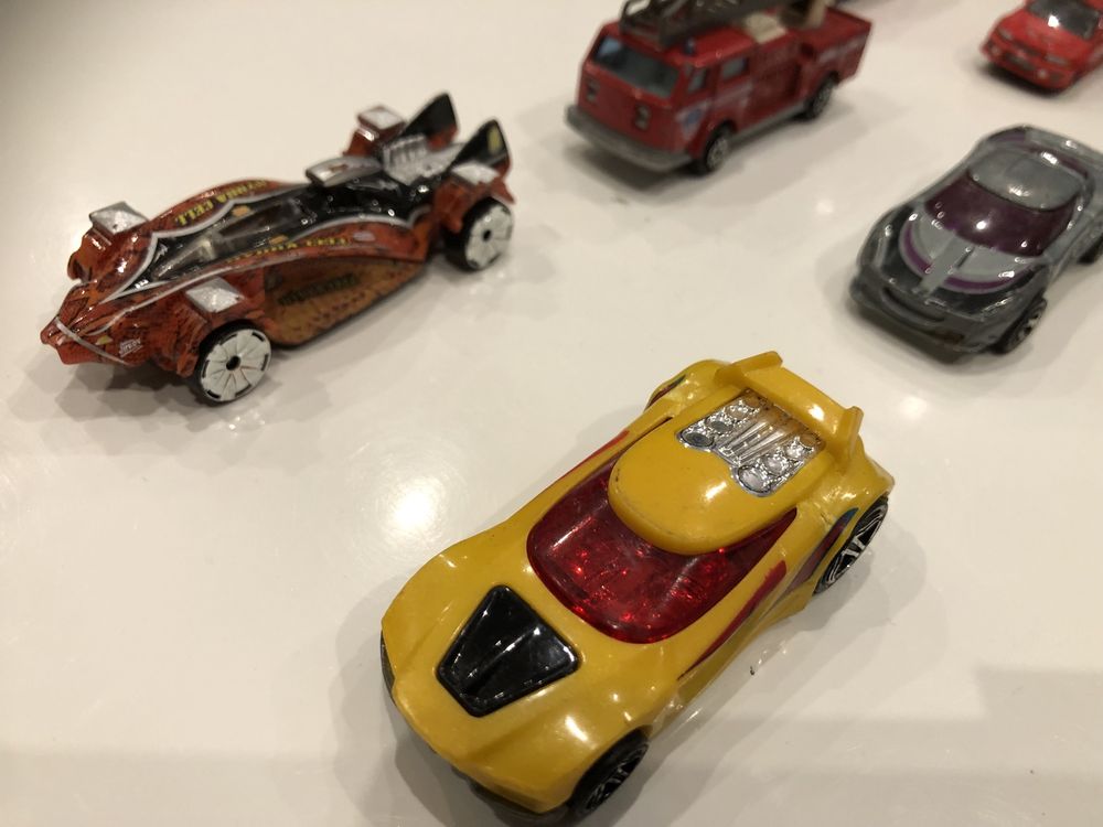 Majorette Hot Wheels resoraki 13 sztuk auta samochody 1