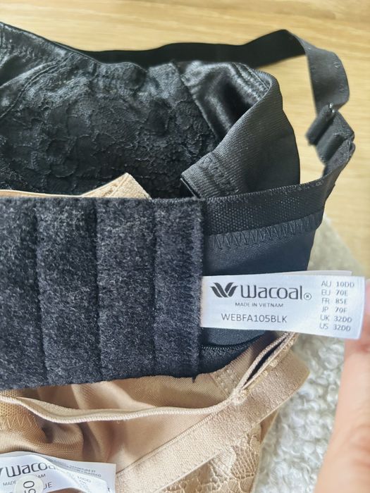 WACOAL. Мінімайзер.Шикарні бюстгалтери в ідеальному стані