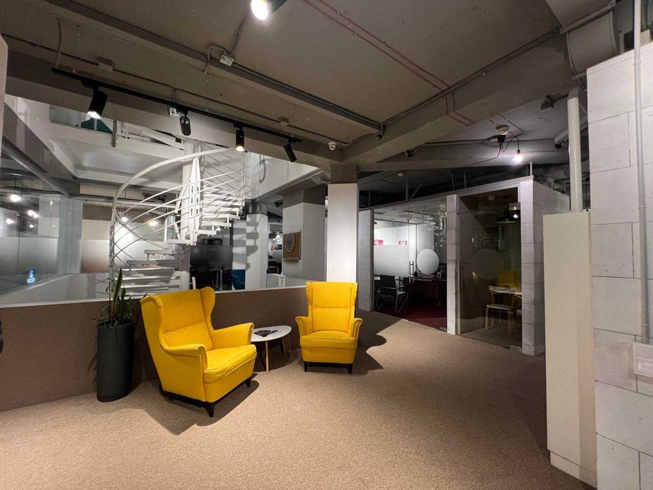 Здам офіс в ТРЦ, площа 240 м2, в стилі Лофт, метро Шулявська