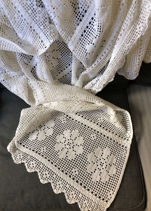 Colchas brancas em Crochet