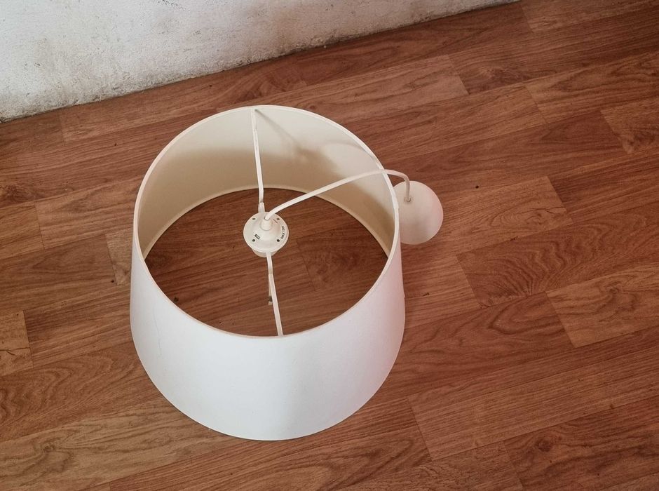 Candeeiro de Tecto em bom estado