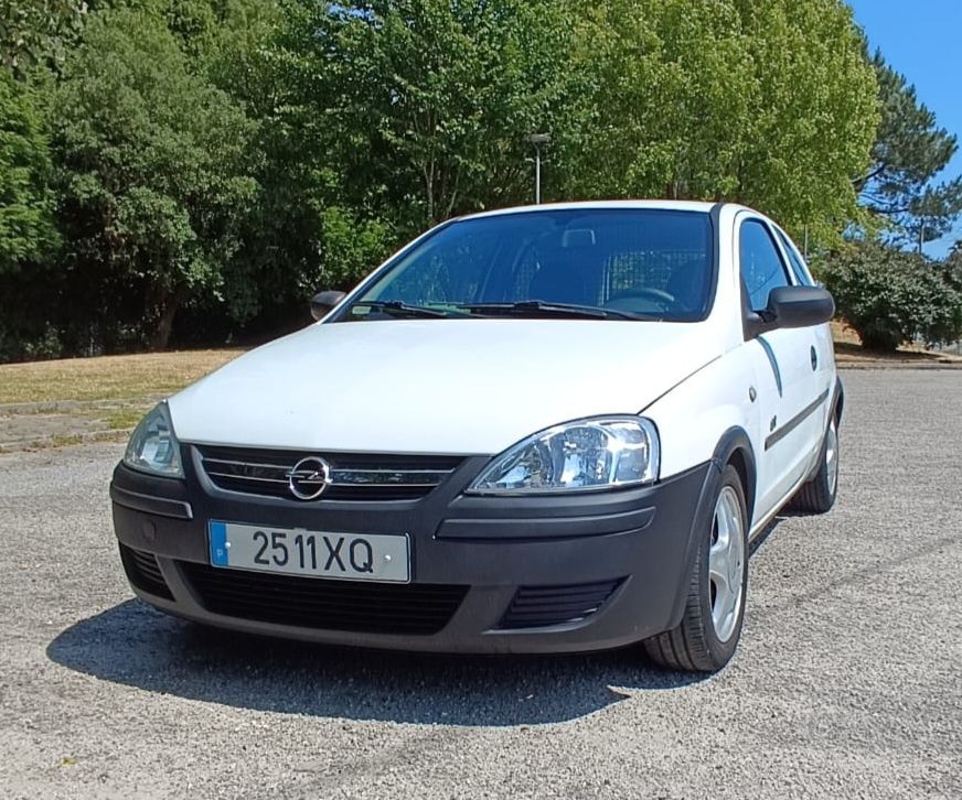 Opel corsa spor 1.3cdti de 2004 com ac