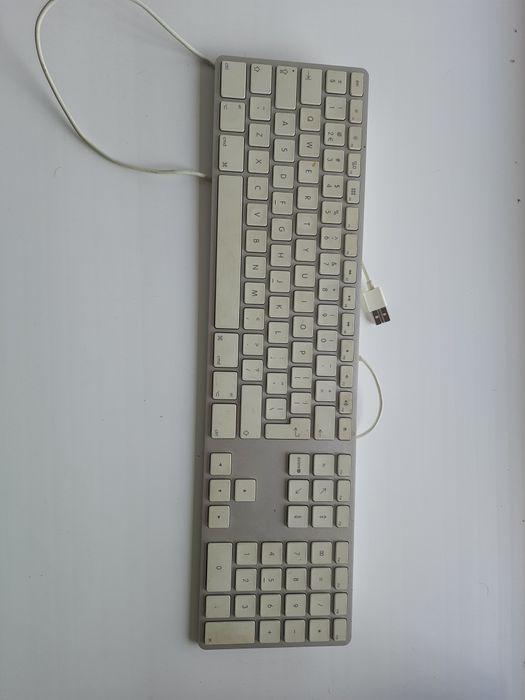 Продам клавиатуру