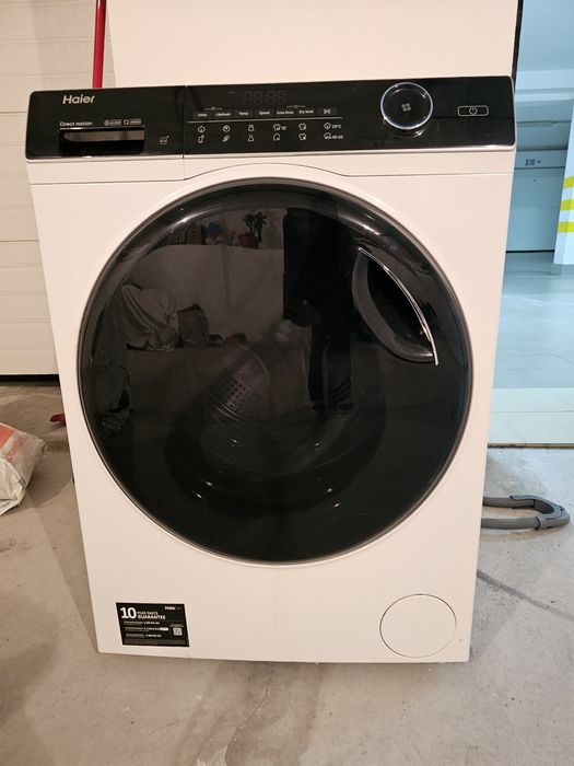 Máquina lavar e seca - pouco uso