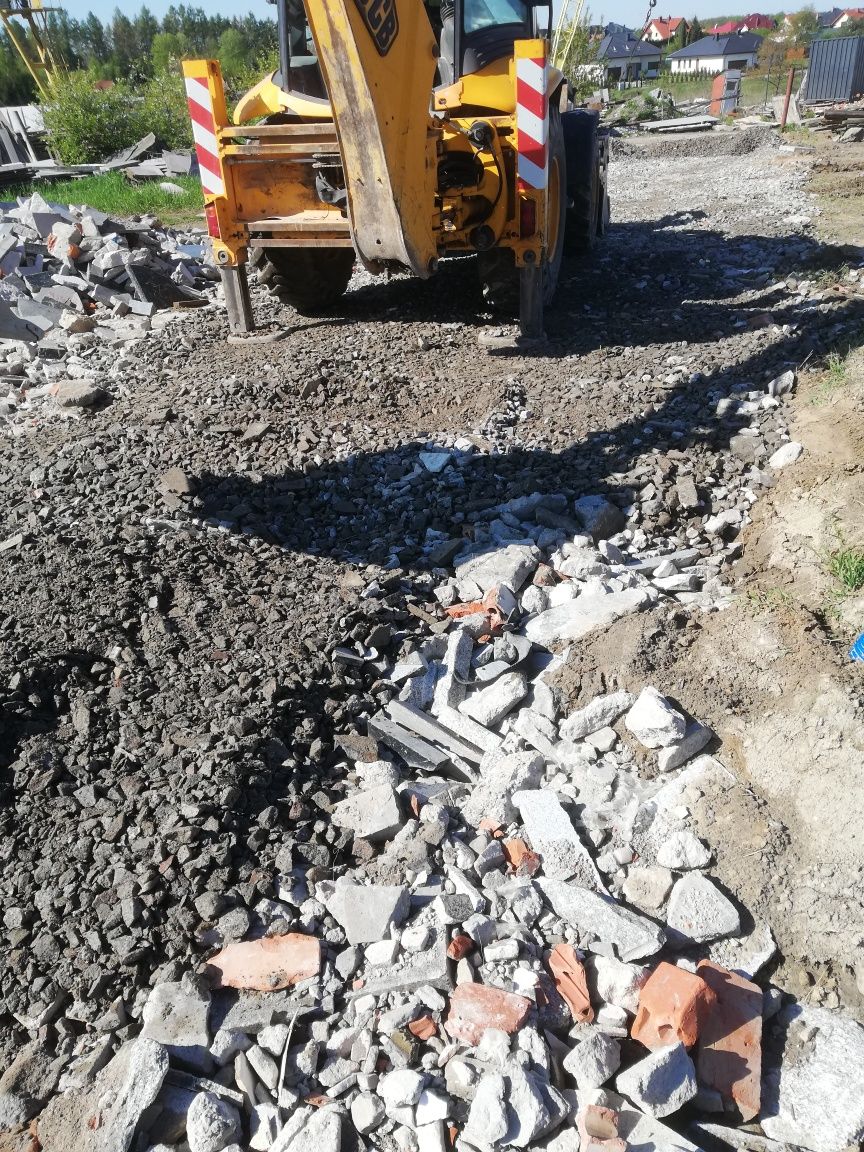 Gruz, kruszywo, kamień na drogę