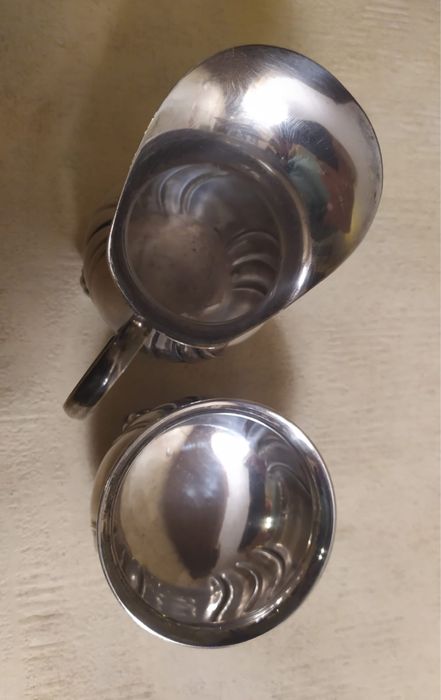 Cukierniczka + mlecznik na tacy W/62.