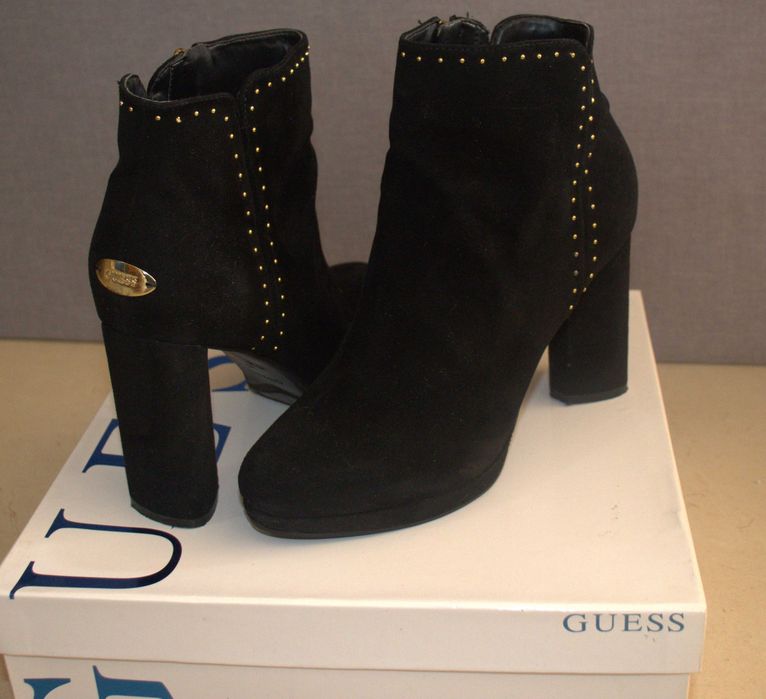 Botas de Salto -GUESS