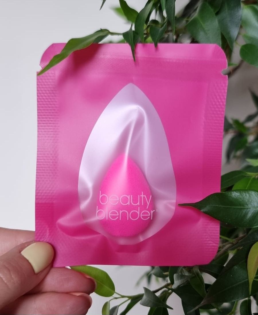 gąbki do makijażu beauty blender real techniques