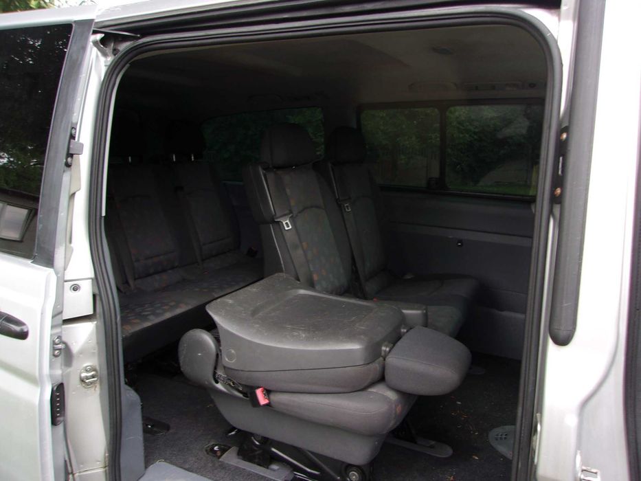 Mercedes Vito 639 sprowadzony do opłat  8-osobowy