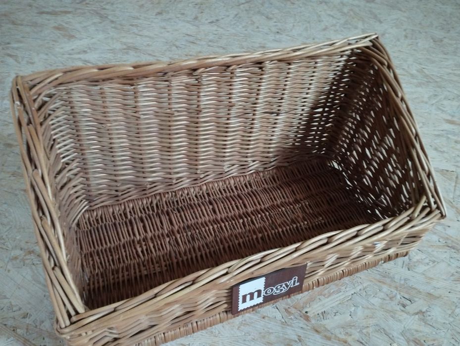 Kosz wiklinowy skośny
