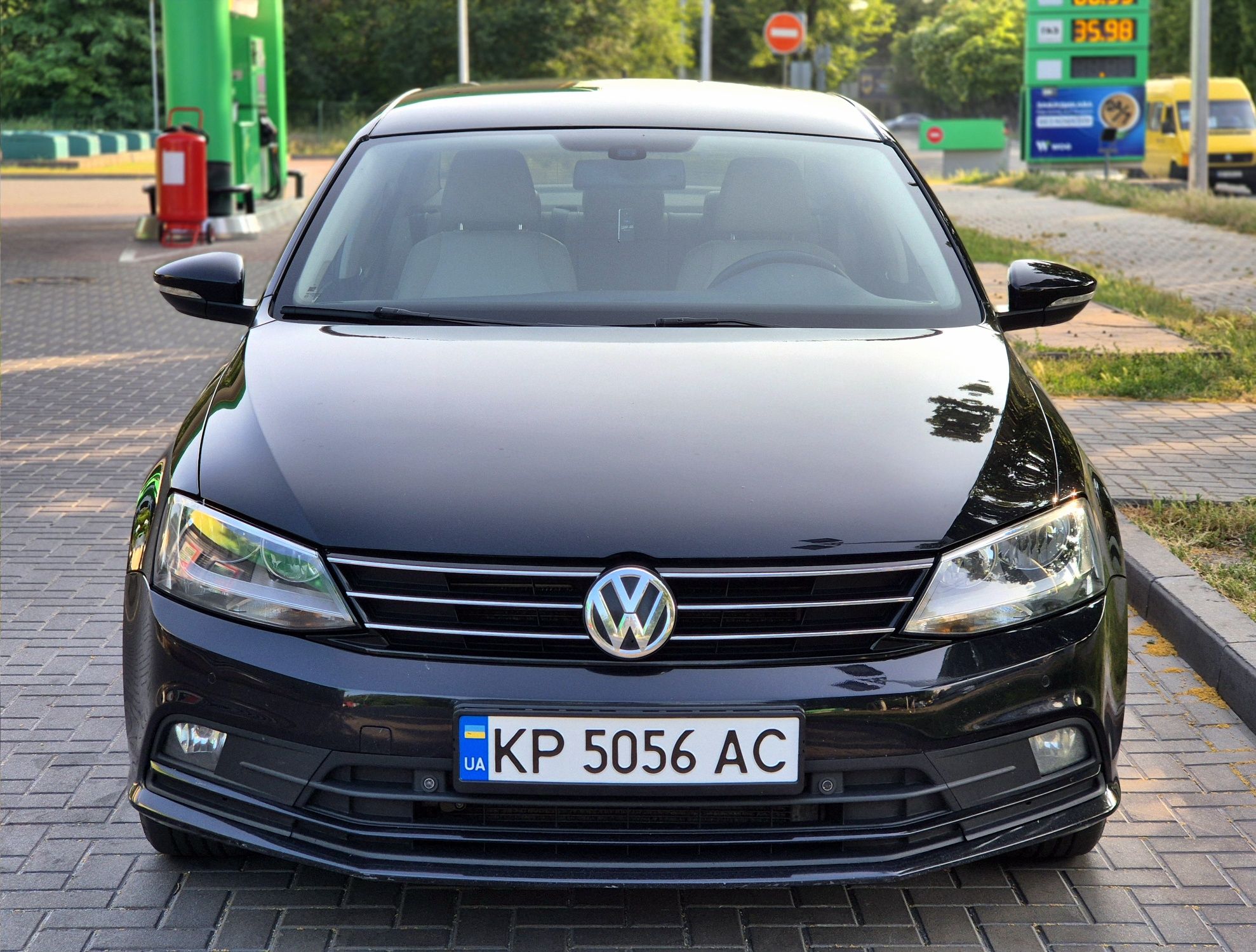 Volkswagen Jetta 2016 1.6 Diesel Automat