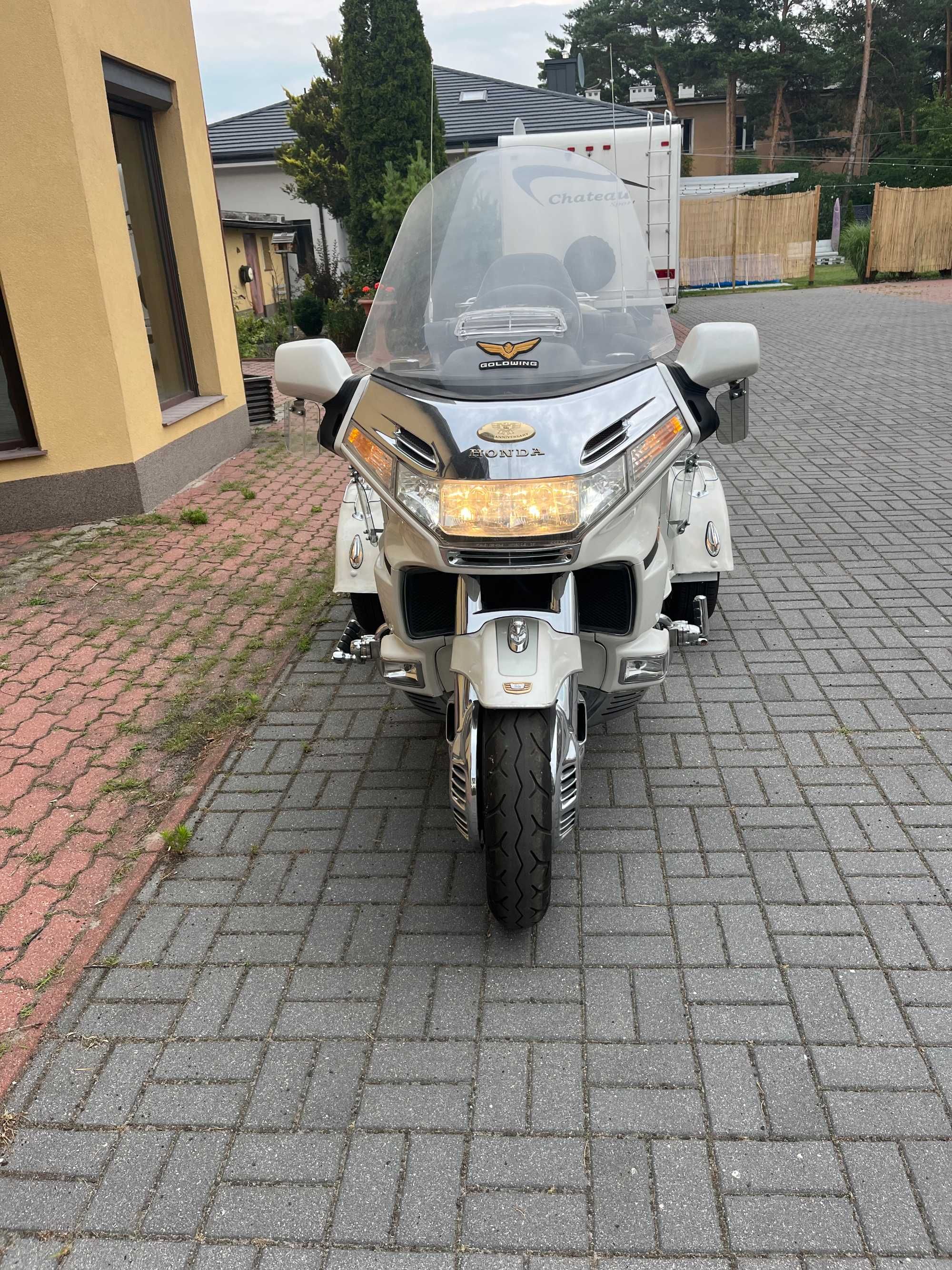 Honda Gl 1500 Gold wing 2000r + wózek z kołami bocznymi