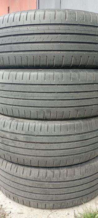 Шини Continental 215 60 17
