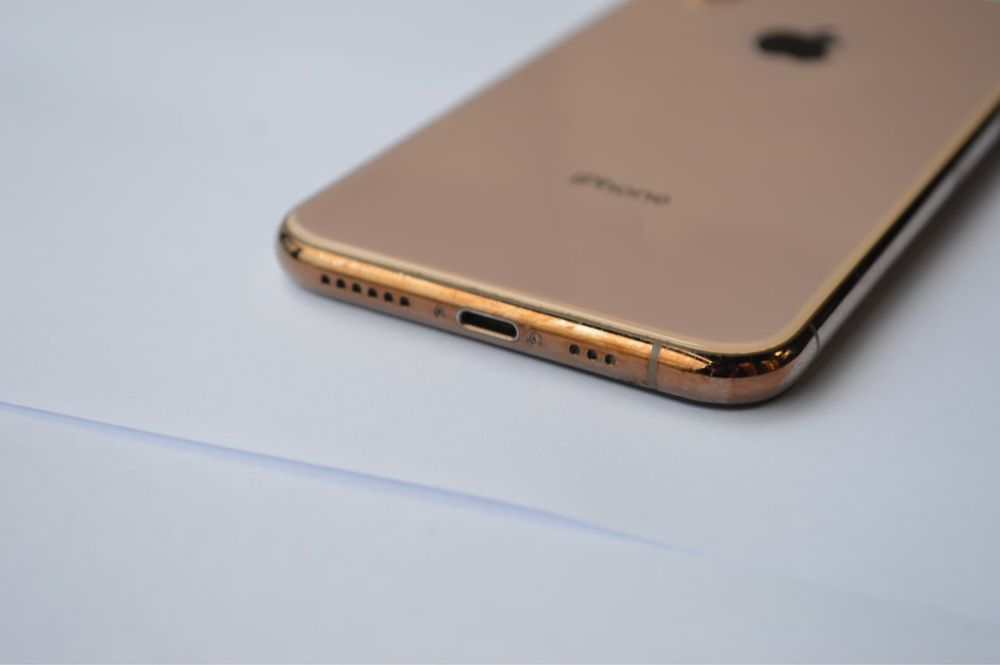 Apple iPhone Xs 64/256Gb Neverlock оригинал Б/у