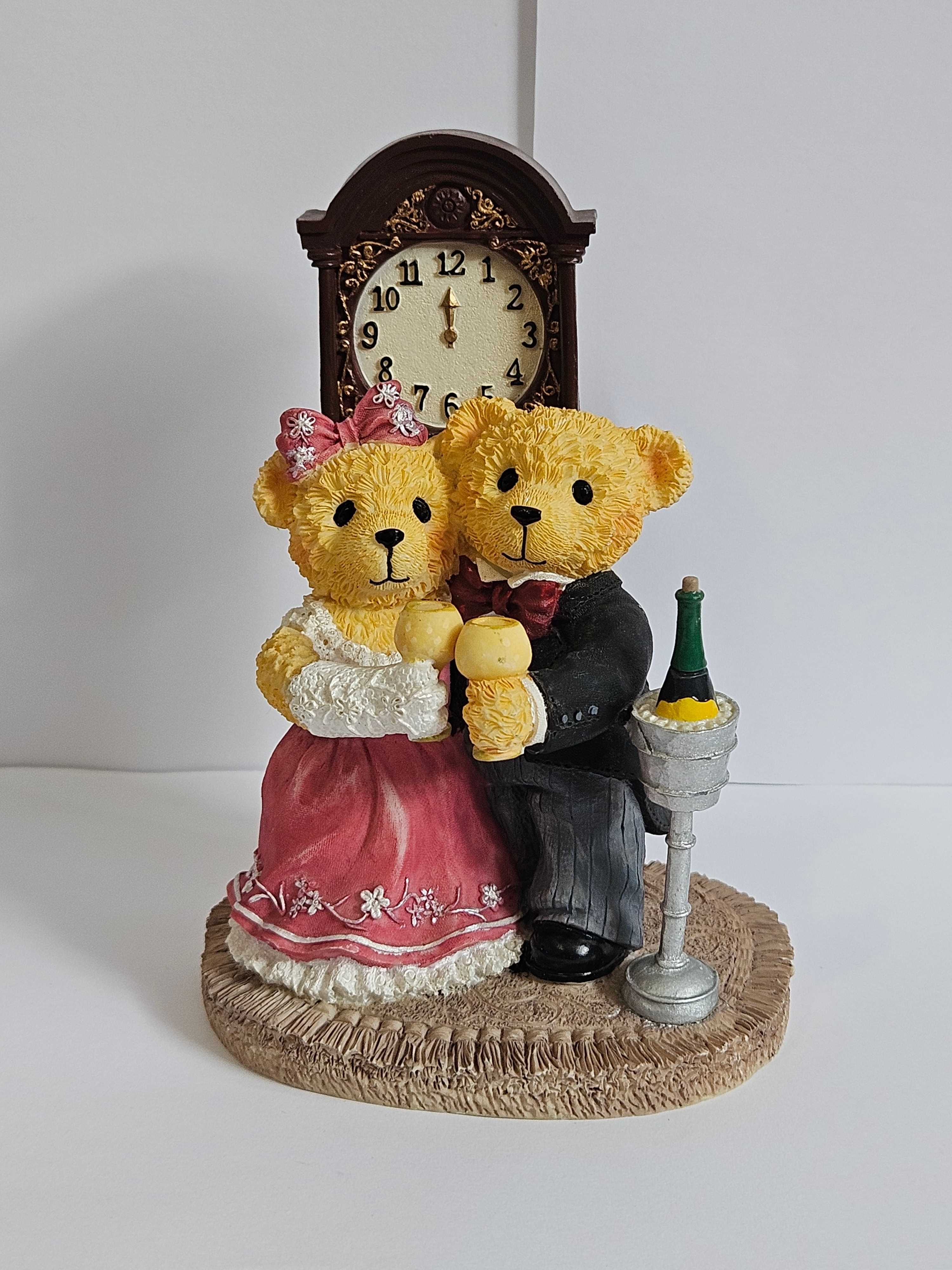 Świętujące misie Lovable Teddies By Avon