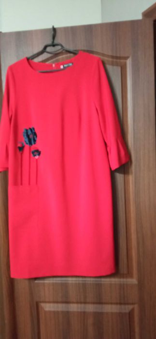 Плаття нарядне червоне р,54