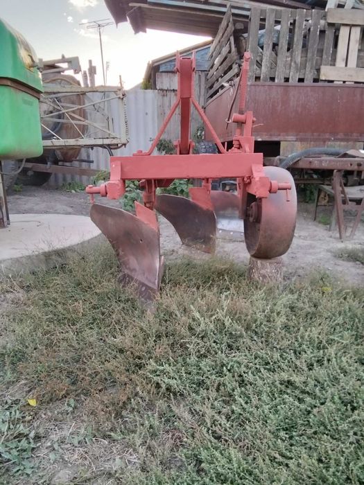 Продам плуг в гарному