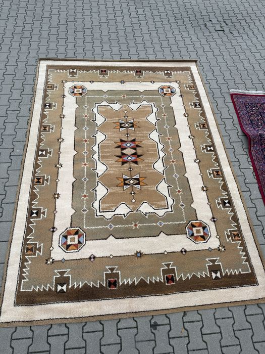 Dywan 345×243 cm – geometryczny wzór, styl etniczny