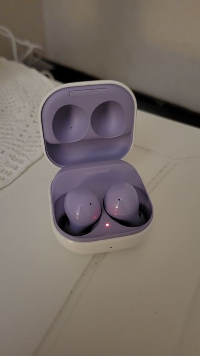 Бездротові навушники від Samsung