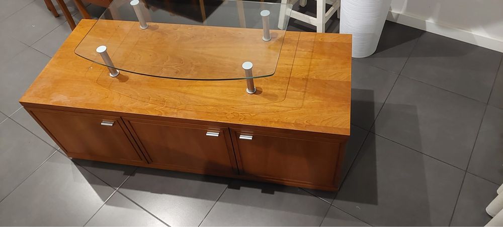 Movel TV e estante em cerejeira