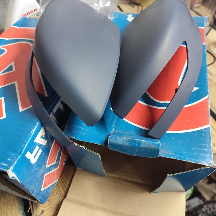 Pokrywa, zewnętrzne lusterko do Nissan Pulsar Prawa,Lewa 
z praw