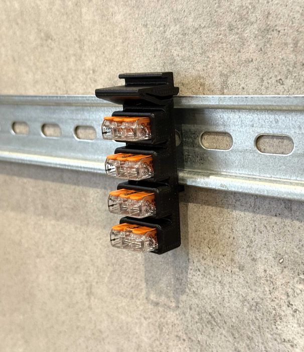 WAGO 221-413 adapter montażowy na szynę DIN 35 mm, 4 złączki