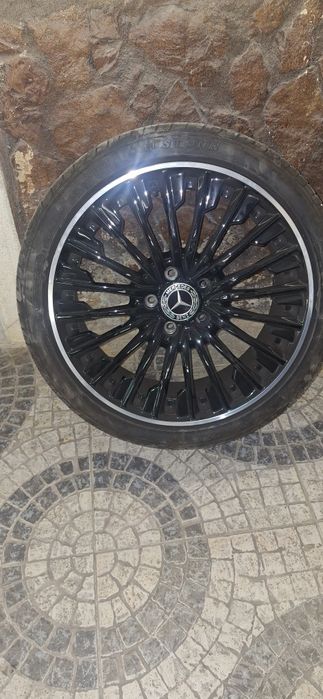 Jantes 18 mercedes impecáveis 750 euros com pneus praticamente novos