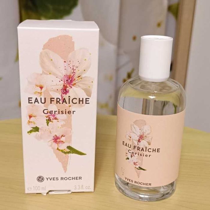Woda toaletowa "Kwiaty Wiśni" od Yves Rocher, 100 ml